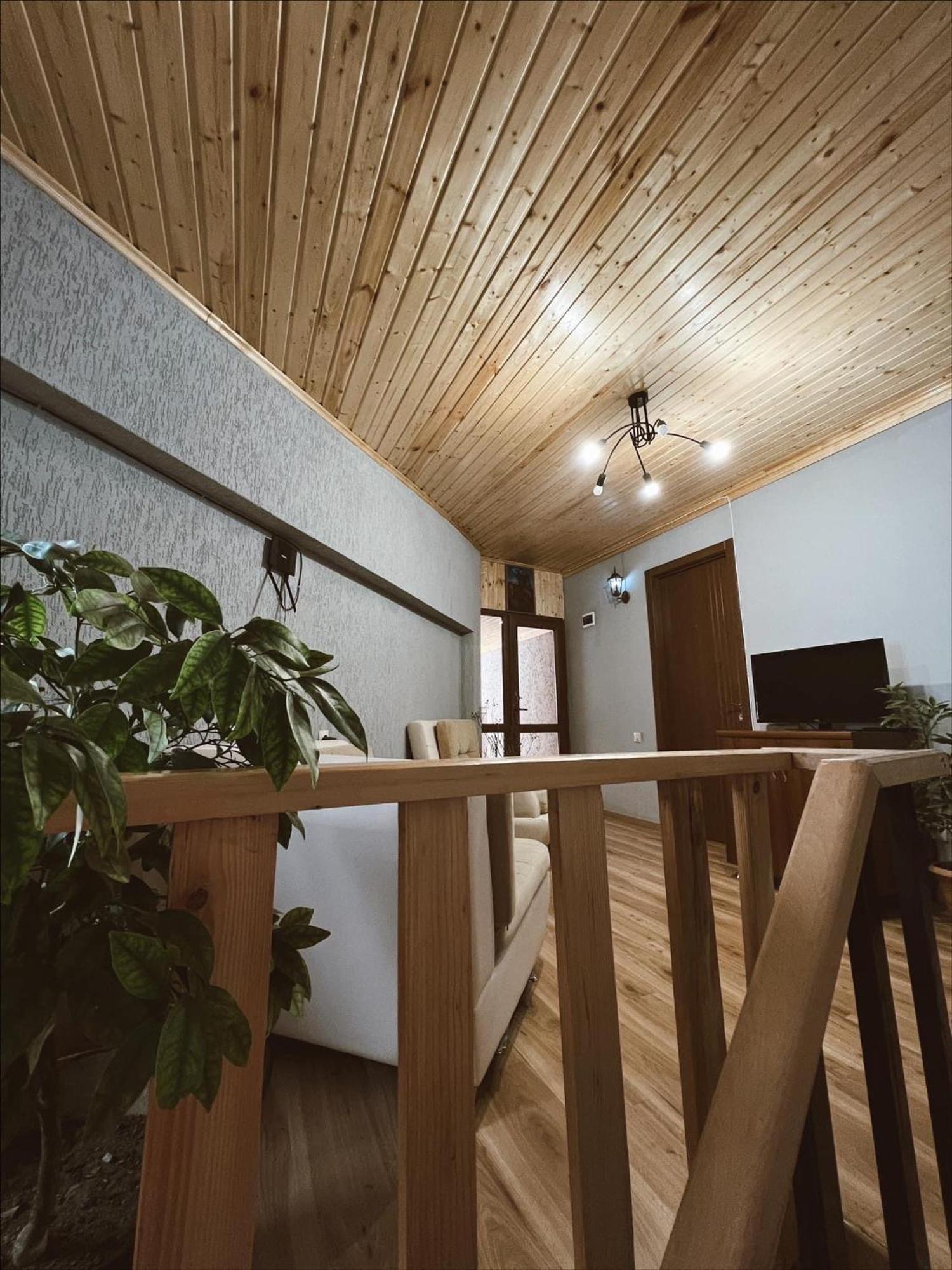 Guest House Nikala Mestia Exterior photo