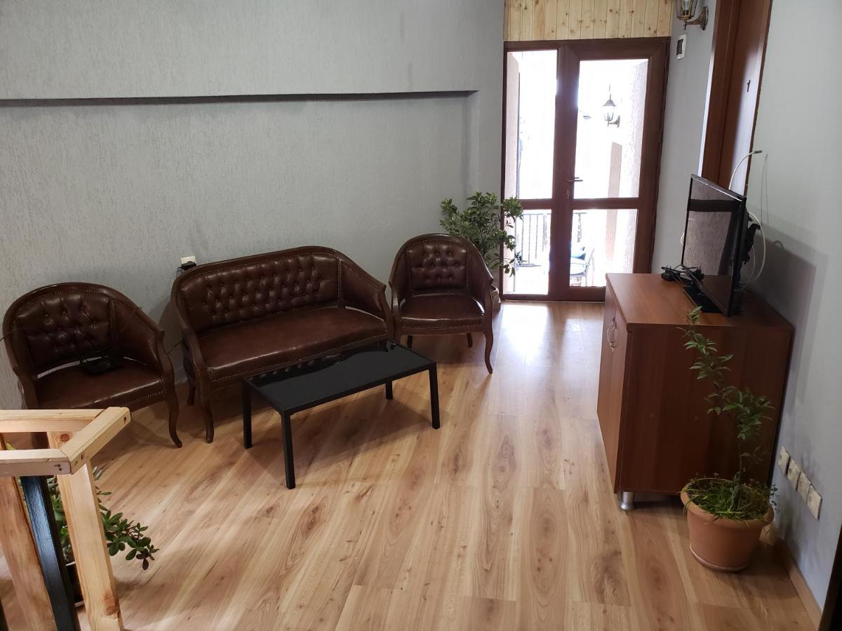 Guest House Nikala Mestia Exterior photo